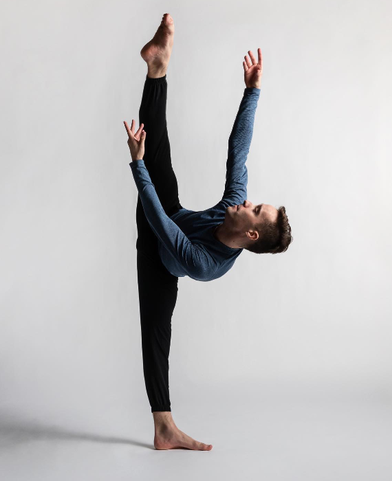 Zac Rivest, directeur de l'École des Arts Intemporels, école de danse à La Prairie, Rive-Sud de Montréal